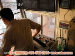 深圳媽灣港25T門(mén)座起重機(jī)安裝WTL-100力矩限制器