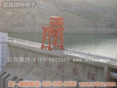 高度儀萬(wàn)家寨壩頂門機(jī)安裝現(xiàn)場(chǎng)