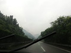 與愛同行，照亮你我前進的方向