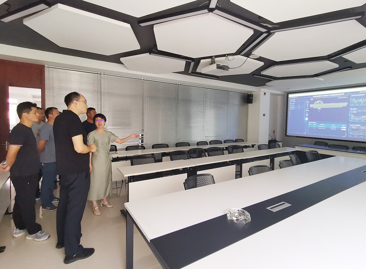 微特總經理高鈺敏、水電事業(yè)部韓信熱情接待了來訪貴賓