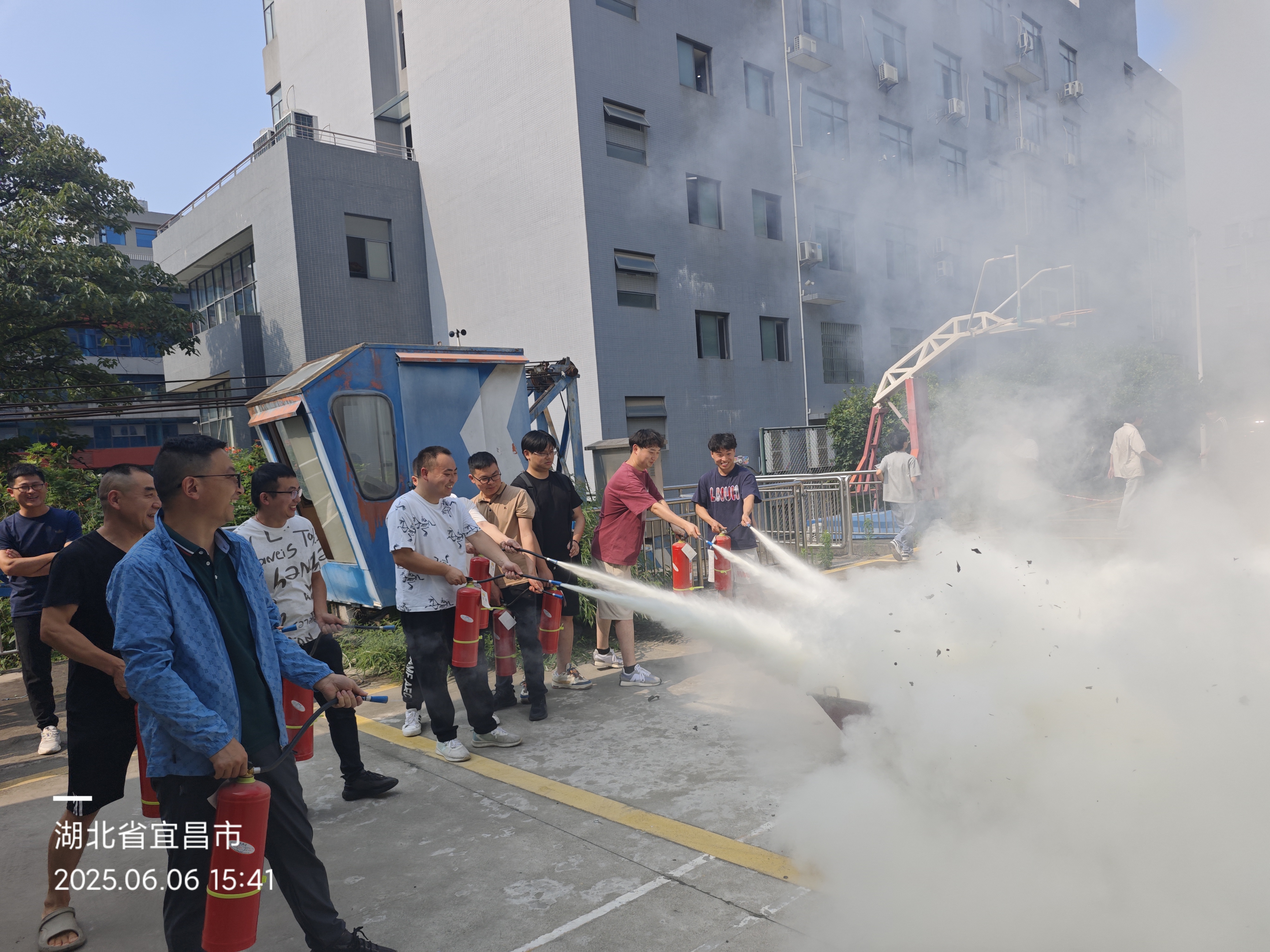 安全駐心間！微特開(kāi)展消防安全培訓(xùn)演練